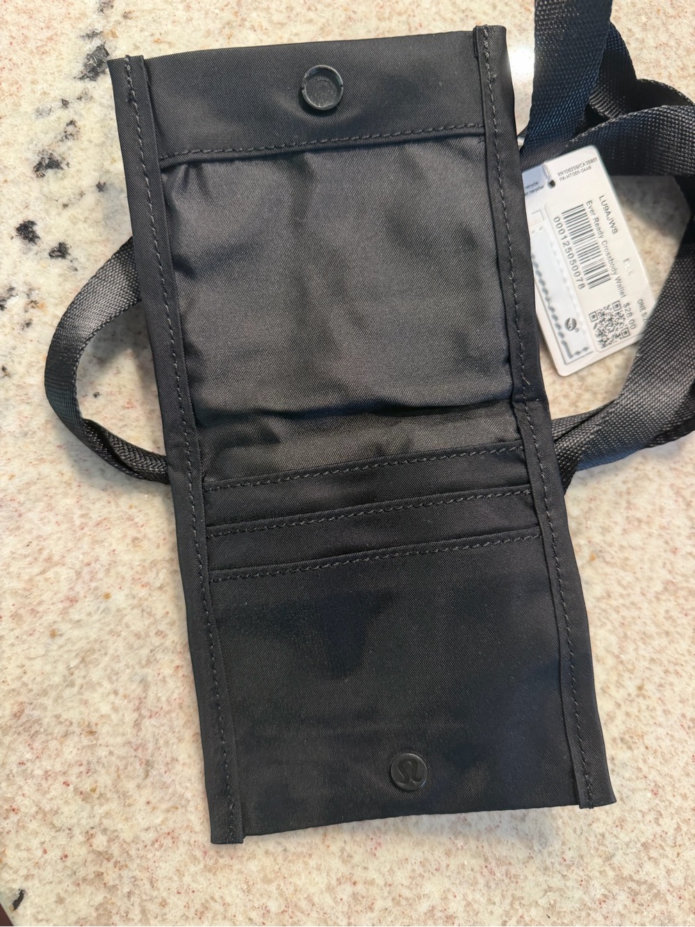 lululemon ever ready crossbody wallet - Picture 4 of 4